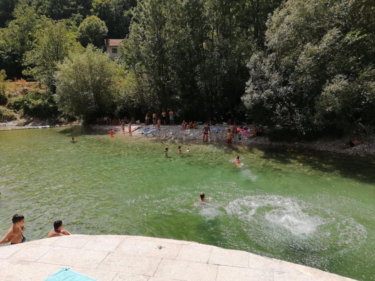 Dreznjak Motel And Restaurant Odusak מראה חיצוני תמונה