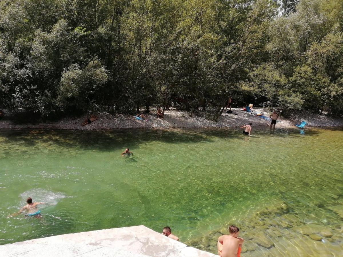 Dreznjak Motel And Restaurant Odusak מראה חיצוני תמונה