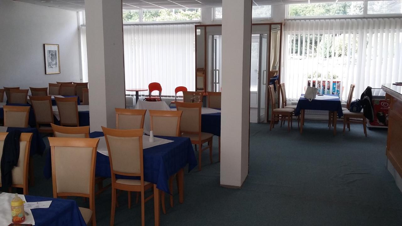 Dreznjak Motel And Restaurant Odusak מראה חיצוני תמונה